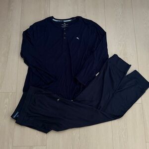 Tommy Bahama Dark Blue Henley Long Sleeve Shirt and Joggers Set